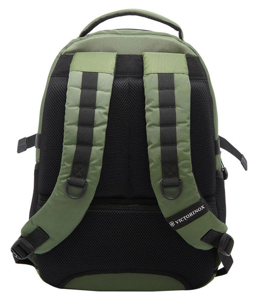 (31105006) MOCHILA CADET VERDE P/ LAPTOP Y TABLET 16 PLG